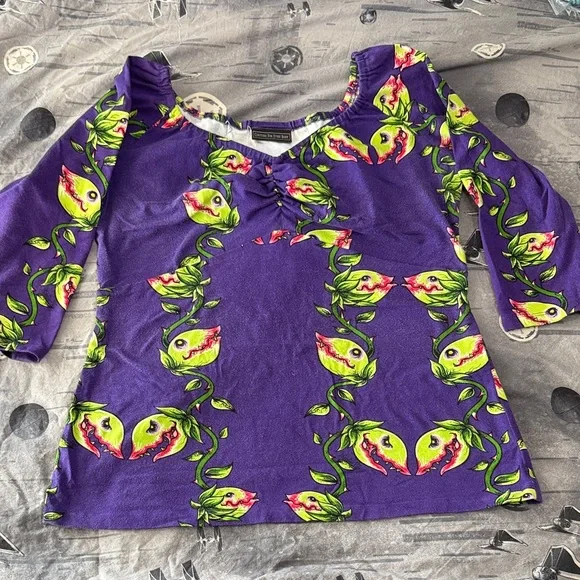PINUP GIRL CLOTHING PUG KAYLA 3/4 SLEEVE VENUS FLYTRAP TOP SZ XL - Picture 2 of 9